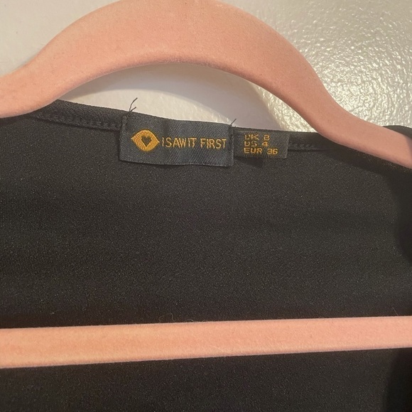 𝅺ASOS- I Saw it First Cropped Black Top - Picture 4 of 7